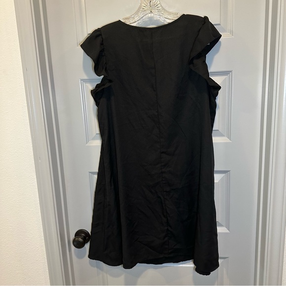 SheIn Curve Black Scoop Neck Flutter Sleeve Dress 1XL - Picture 8 of 8